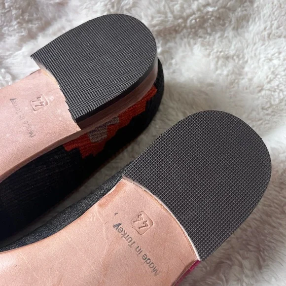 Men’s Size 44, Jewel tone Turkish Kilim Loafers - Picture 7 of 7